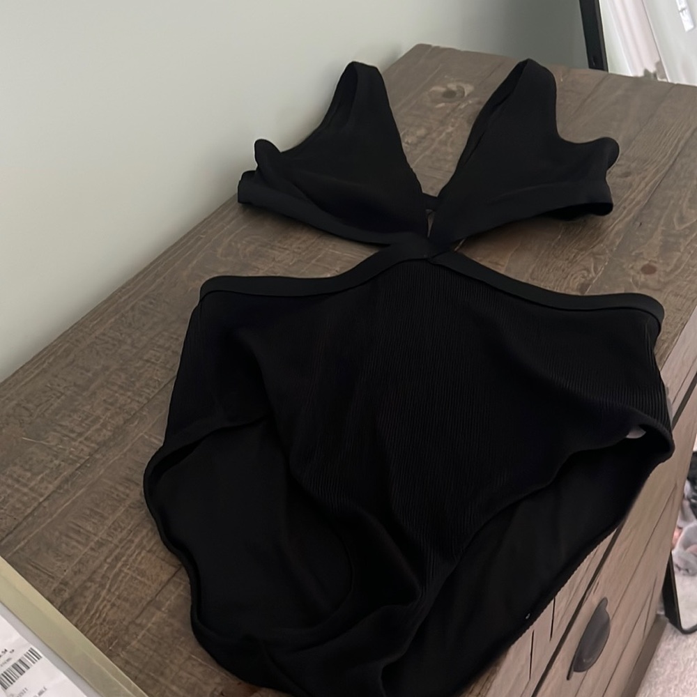 Worn once. Black aerie swimsuit.